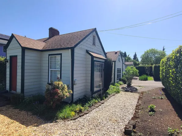 119 Wesley St, Silverton, OR 97381