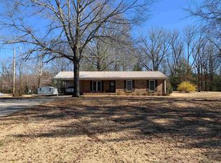 305 Reaves Rd, Middleton, TN 38052