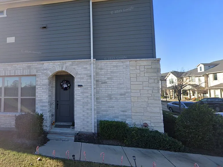 Side entrance to front door