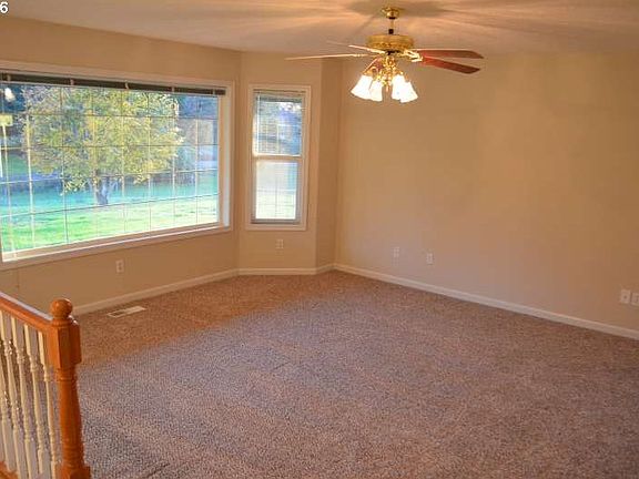 5th image of 12512 NE 61st Pl