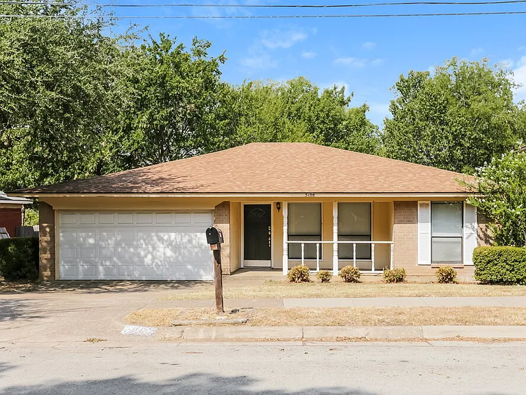 5108 Parliament Dr — Photo 1