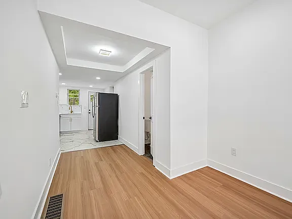 2125 N Marston St #7 — Photo 4