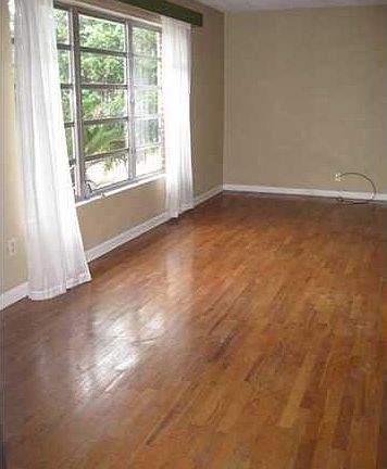 3rd image of 6347 Park Ave