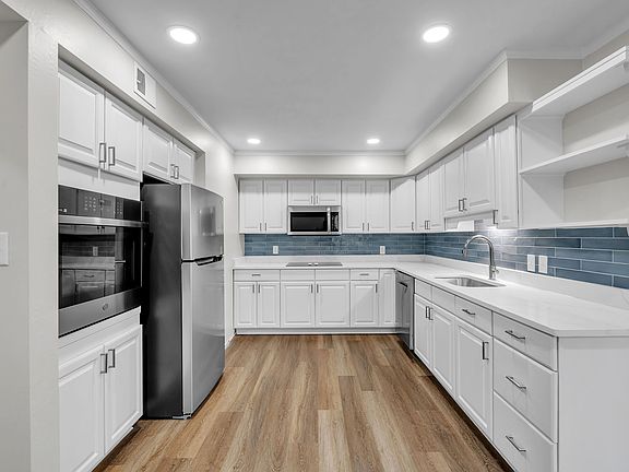2nd image of 4396 Point West Dr #4396