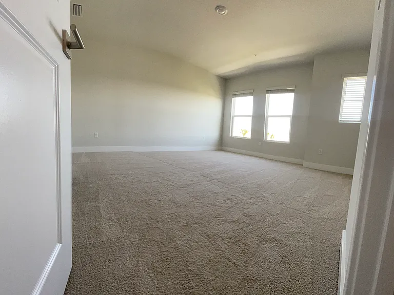 1704 Gem Ln — Photo 22