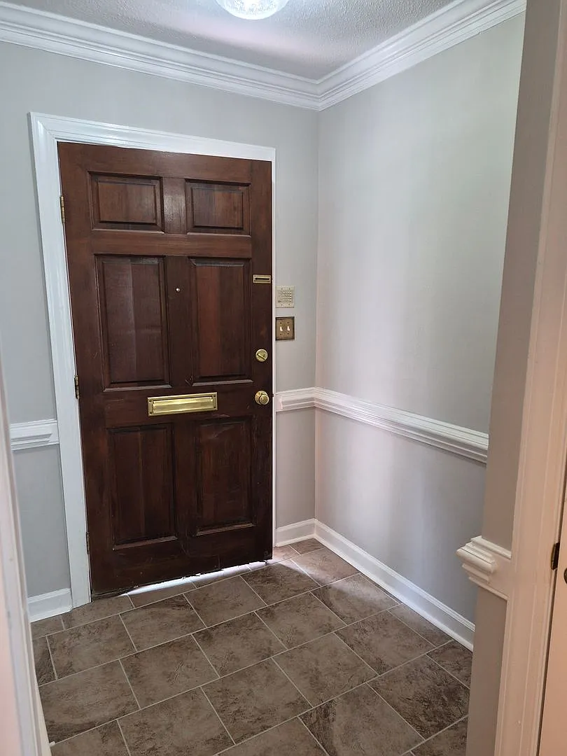 New Listing — Photo 3
