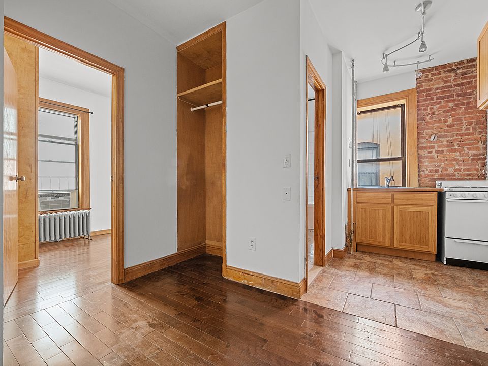 1st image of 1278 1st Ave APT 22