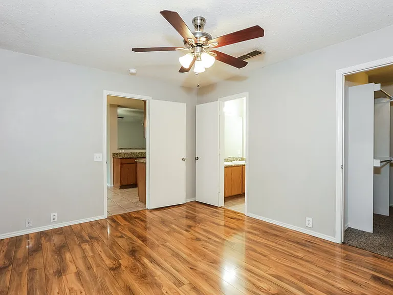 7005 Edmundson Dr — Photo 9