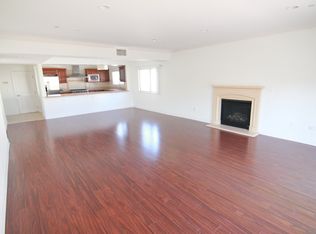 11848 1/2 Kiowa Ave #106, Los Angeles, CA 90049