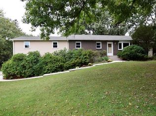 6765 Saint Peters Rd, Macungie, PA 18062