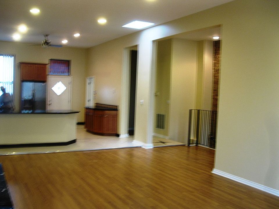 1st image of 2200 W Monroe St #2