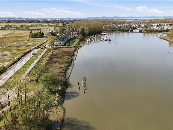 4th image of 6345 River Rd