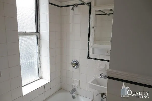 Rented by Quality Living Realty | media 77