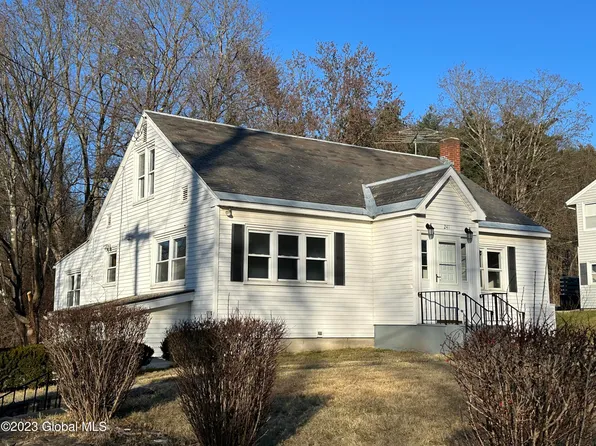 241 Cronin Road, Queensbury, NY 12804