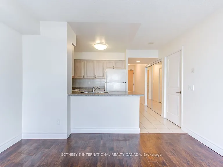 4968 Yonge St #3601 — Photo 10