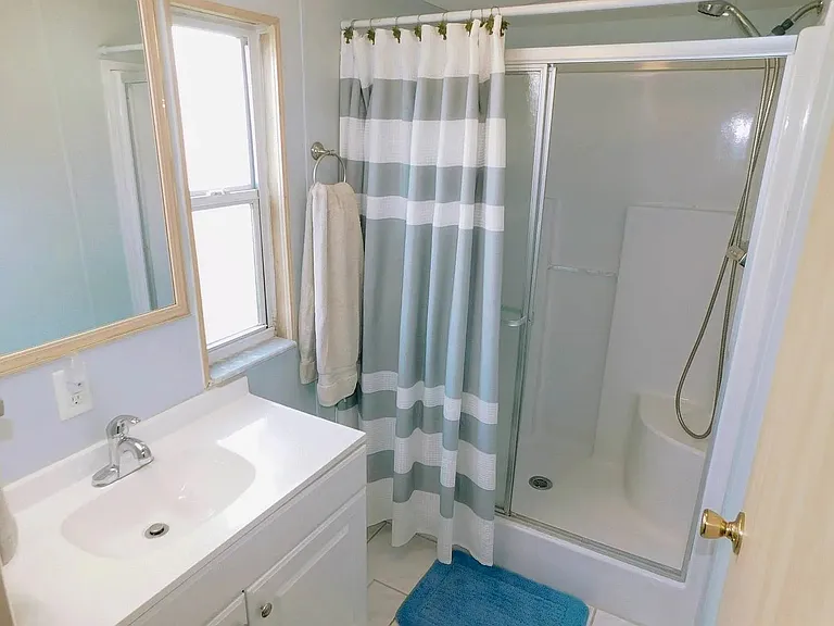 75 Hewlett Dr — Photo 7