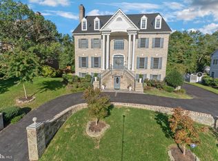 9494 Lynnhall Pl, Alexandria, VA 22309