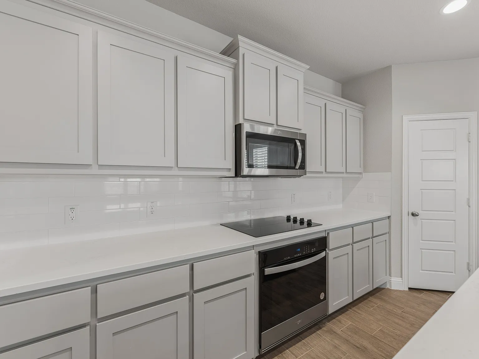 3 bed, 2260 sqft, $2,700 — Photo 1
