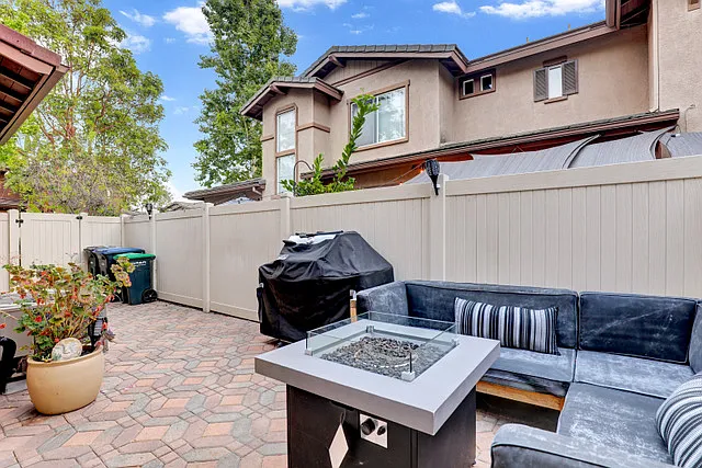 285 Woodcrest Ln — Photo 20