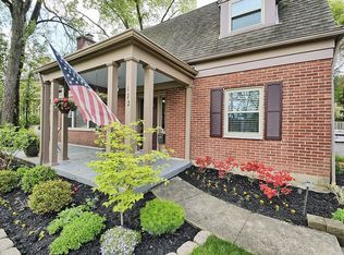 112 W Schantz Ave, Oakwood, OH 45409