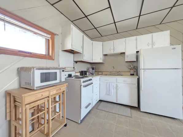 82 4th St, Old Town, ME