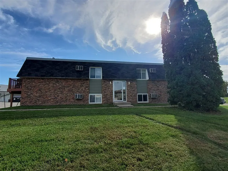 2 bed, 1.0 bath, 837 sqft, $950 — Photo 3