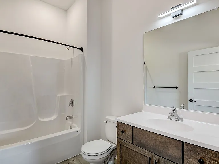 1152 N Hillcrest Pkwy — Photo 13