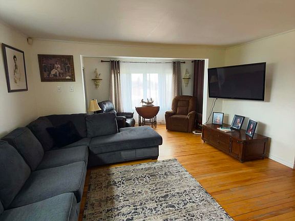 5th image of 143 Lake Rd