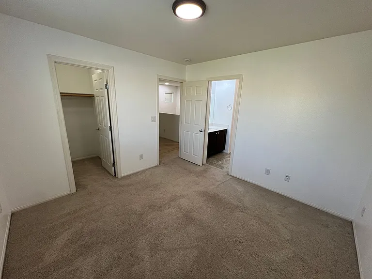 5693 Point Loma Ct — Photo 24