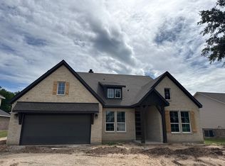 404 Guadeloupe Ln, Springtown, TX 76082