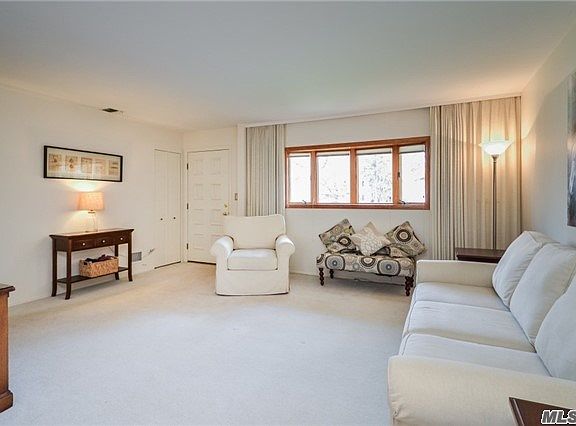 3rd image of 1 Dublin Ct