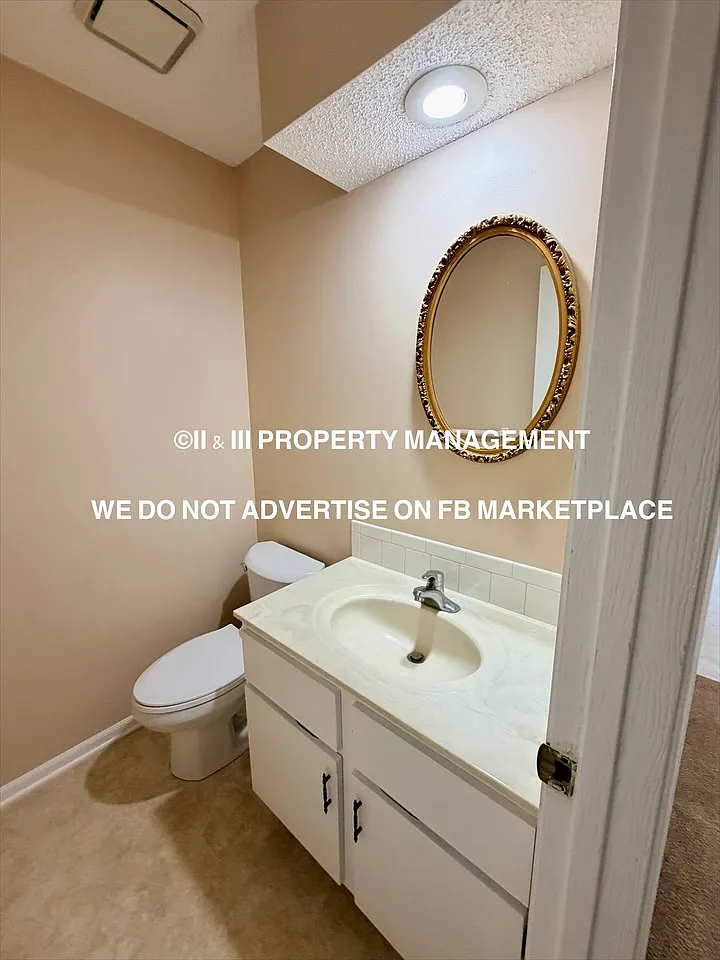 1920 Lawrence Court - 1 — Photo 4