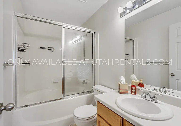 1328 S 1550 E — Photo 16