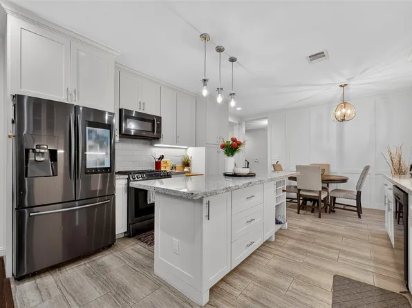 4923 Wayne St, Houston, TX 77026