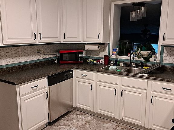 Partial kitchen view 1