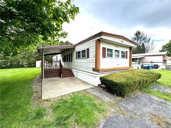 13 Marks Trailer Ct N, Dansville, NY 14437
