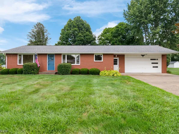 317 Mill St NW, Tuscarawas, OH 44682