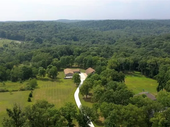 128 McGinley Rd, Chicora, PA 16025