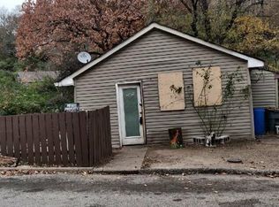 1716 Rosedale Dr, Kansas City, KS 66103
