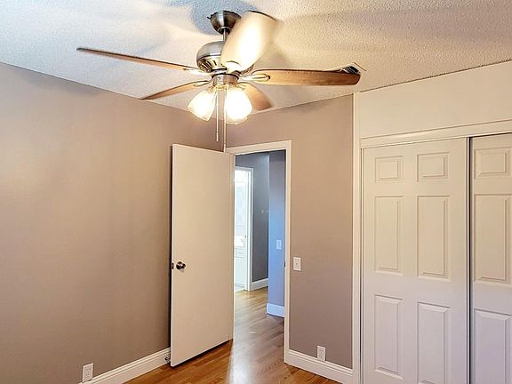 3rd image of 11826 Leisure Dr