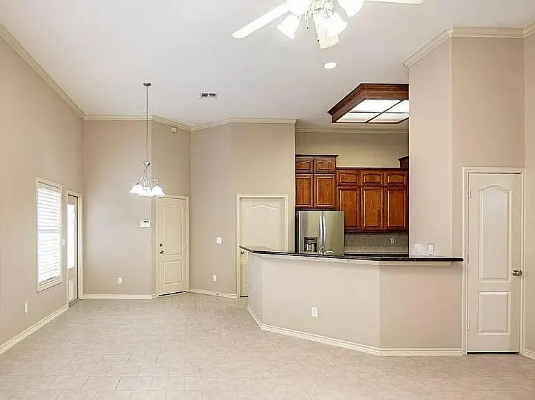 202 Crosswind Dr — Photo 5
