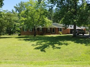 2704 Ardsley Dr, Durham, NC 27704