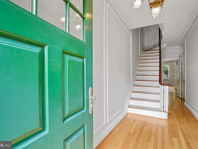 3313 Cleveland Ave NW — Photo 11