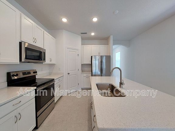 3rd image of 6585 Great Bear Dr