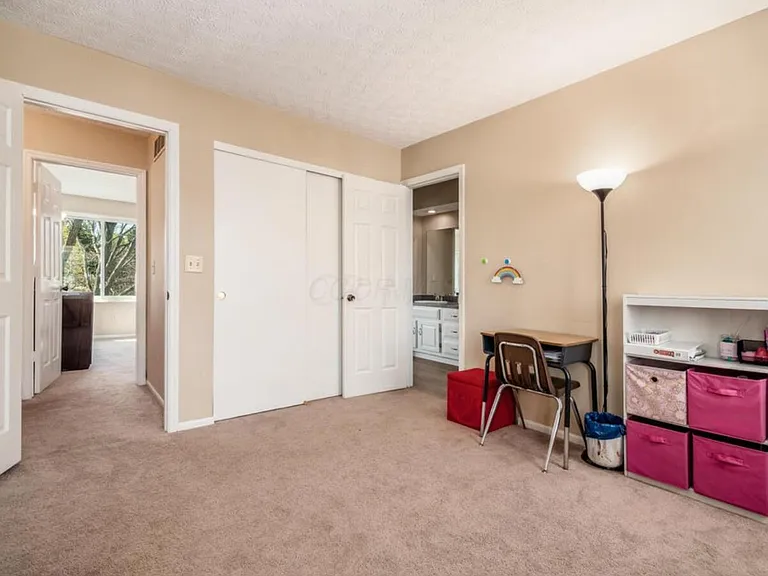 6985 Muirfield Dr — Photo 16