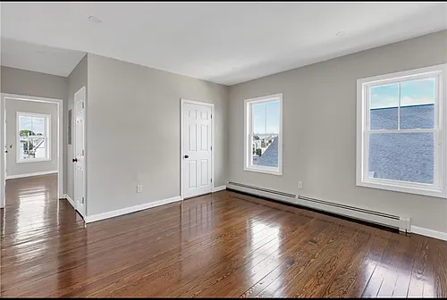 21 Locust St #3 Photo 1