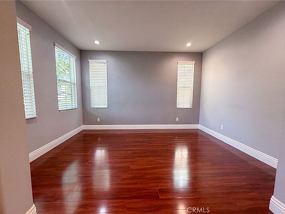 3rd image of 31891 Domenoe Way