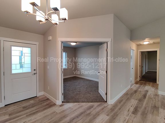 4th image of 8209 Coldwater Dr