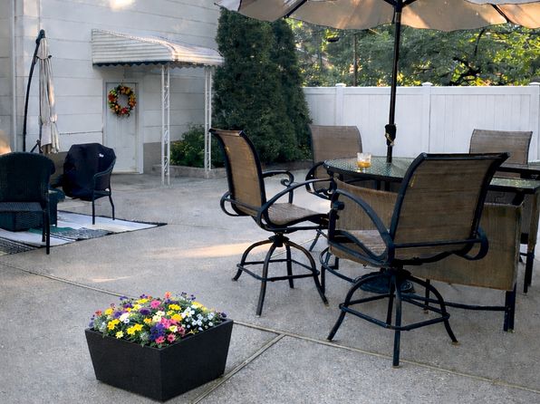 (undisclosed Address)