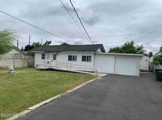 1703 S 7th Ave, Yakima, WA 98902